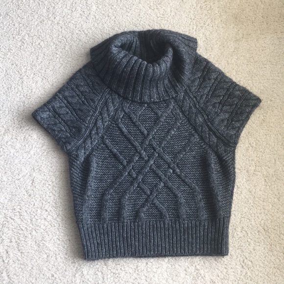 J. Crew Tops - 🛍 LOFT grey chunky sweater